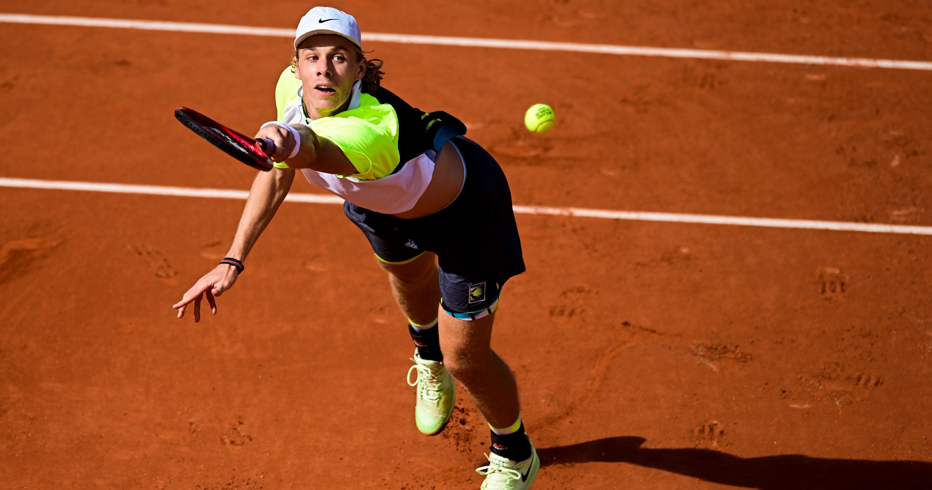 Carballes Baena Upsets Shapovalov In Epic Fashion Tennis Majors