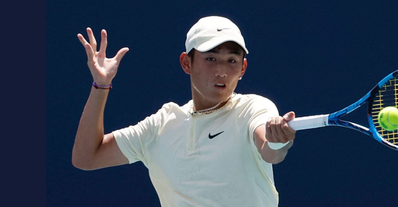 Juncheng Shang at the 2023 Miami Open